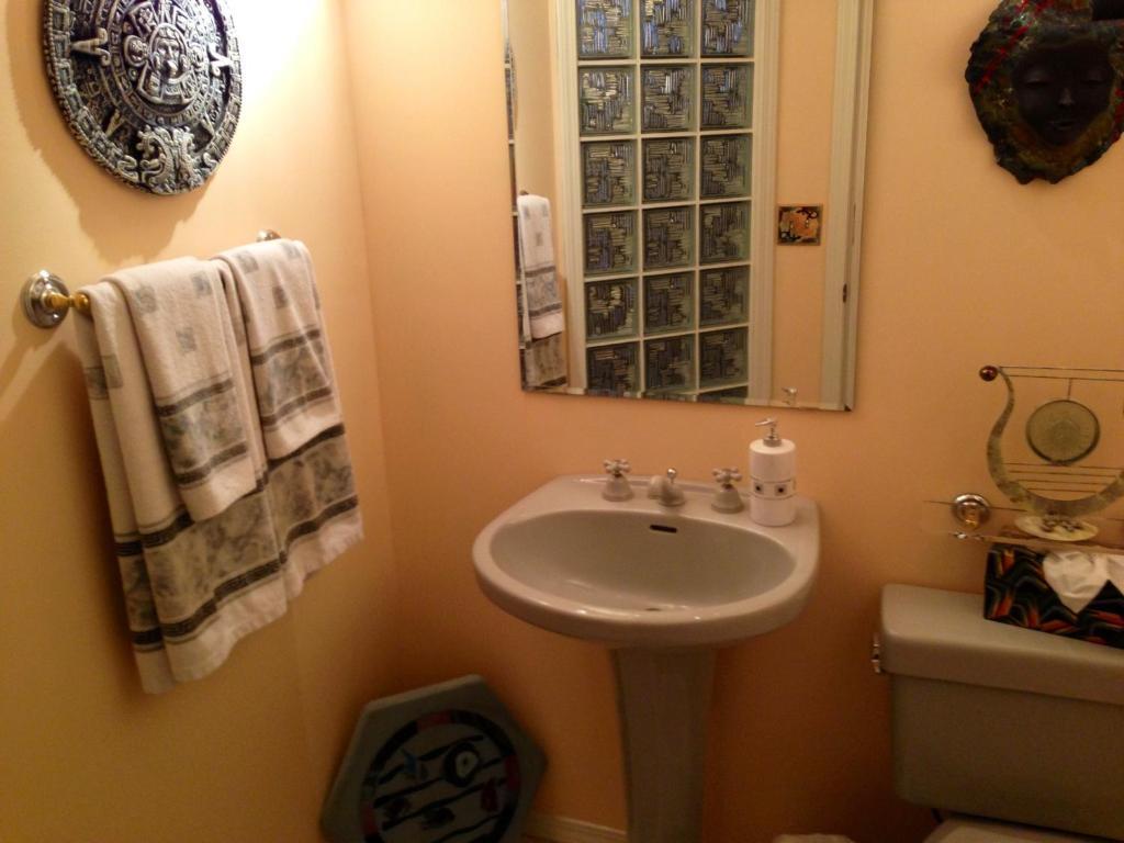 Redwood Meadows Bed And Breakfast Bragg Creek 외부 사진