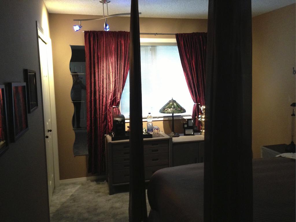 Redwood Meadows Bed And Breakfast Bragg Creek 객실 사진